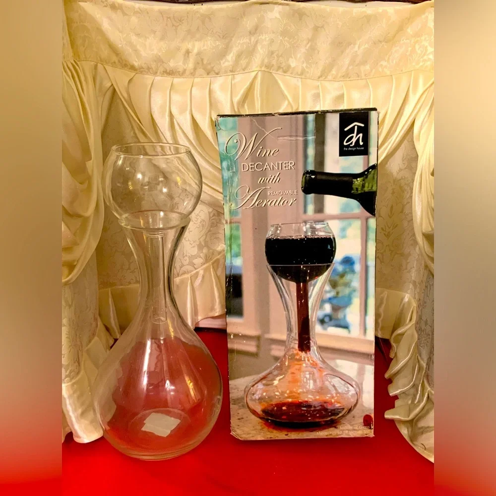 WINE DECANTER BY KIRKLANDS